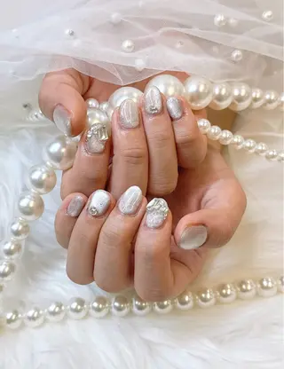 ネイル クイーンズネイル銀座所属・Queeens nailのネイルデザイン