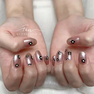 ネイル 🌻FAN'S STUDIO池袋🌻のネイルデザイン