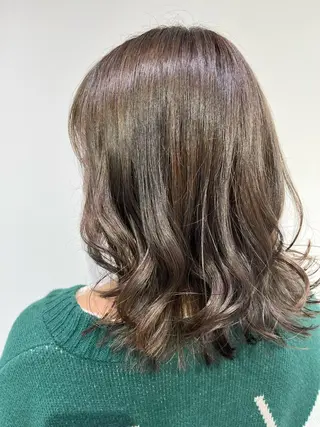 ミディアム カラー 【センターパート/ マッシュ】ryokaのヘアスタイル