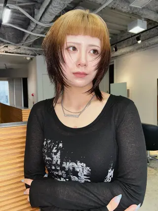 カラー ハイトーン特化/和音 【デザインカラー】のヘアスタイル