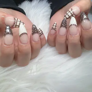 ネイル サカニシ ／Bianca中野のネイルデザイン