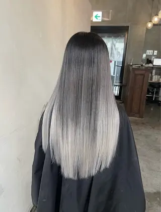 ロング カラー ROBIN所属・指名数No.1 /NAOYAのヘアスタイル