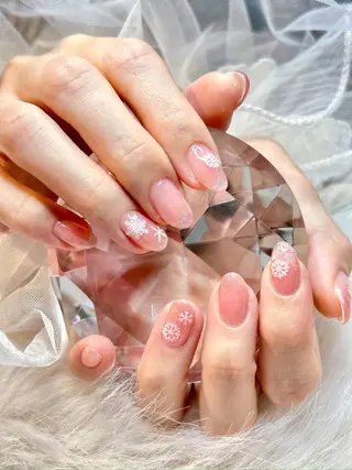 ネイル West Coast Nail Salon 池袋西口所属・き のこのネイルデザイン