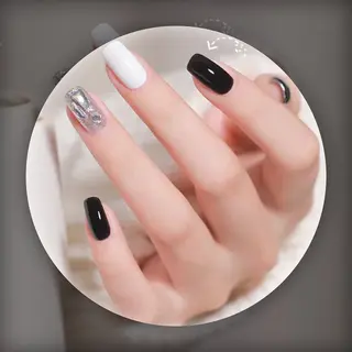 ネイル 千 夏のネイルデザイン