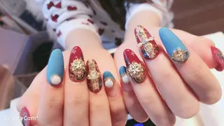 ネイル salon de Tiaraのネイルデザイン