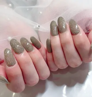 ネイル Zir nail 津田沼店所属・☁️ ゆい 🧸💛のネイルデザイン