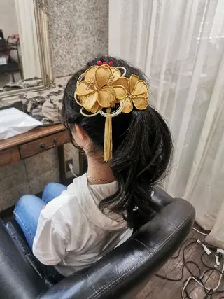 ロング ヘアアレンジ グランアイ𑁍 船橋北口店菊間のマツエク・マツパデザイン