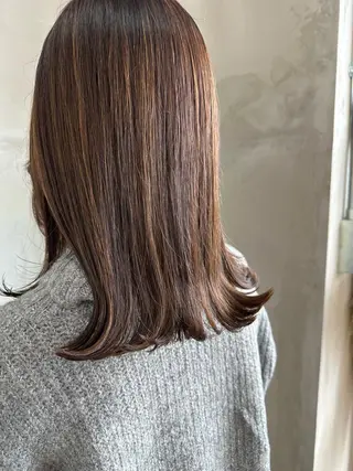 セミロング 益 佑夏のヘアスタイル