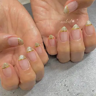 ネイル 粟津 美紀のネイルデザイン