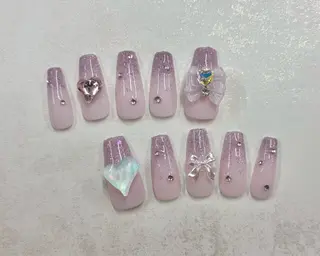 ネイル Hübsch所属・Sakura Hのネイルデザイン