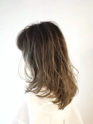 ミディアム カラー salon m ni サロンマーニ所属・久保田 一のヘアスタイル