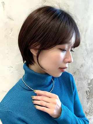 ショート カラー 💍新宿ショート 💍岩田莉奈のヘアスタイル
