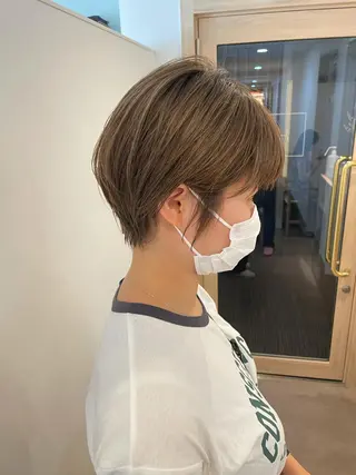 ショート 大迫 江梨のヘアスタイル