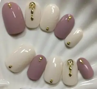 ネイル ゲン レイカのネイルデザイン