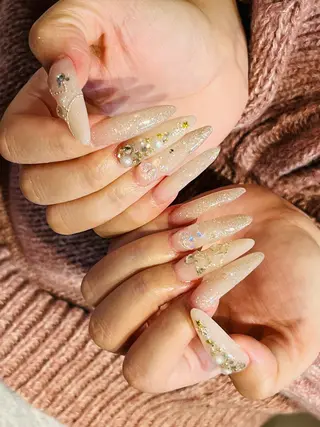 ネイル Brodia nailsのネイルデザイン