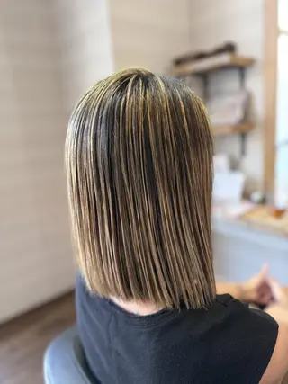 カラー ショート 個室型美容室san 都賀店のヘアスタイル