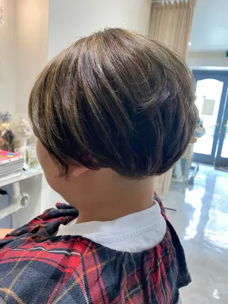 ショート カラー ルミア所属・MASUMI／ 川西能勢口LUMIAのヘアスタイル