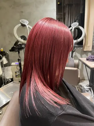 セミロング 高見澤 優のヘアスタイル