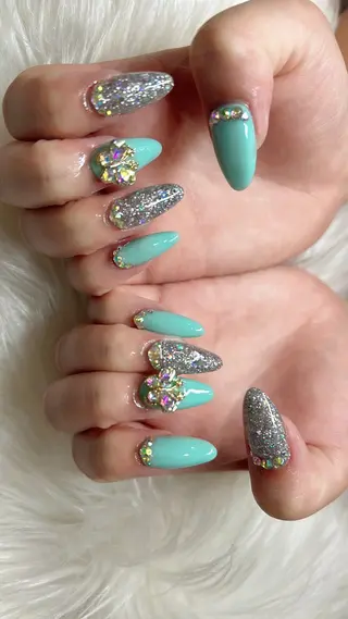 ネイル LaBriller所属・ラブリエ ayakaのネイルデザイン