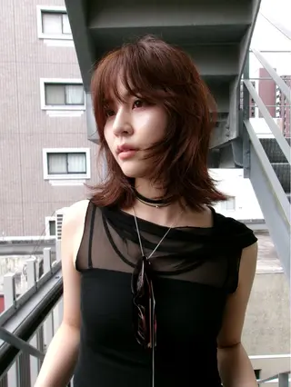 ミディアム ハッシュカット🎀 レイヤーカットのヘアスタイル