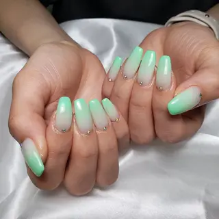 ネイル ビジュード ネイルのネイルデザイン