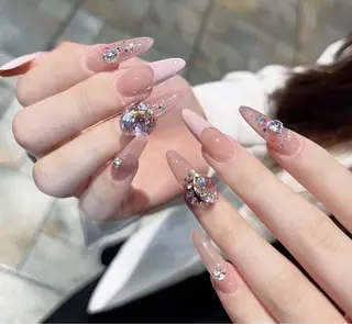 ネイル D-BEAUTY Nailsalonのネイルデザイン