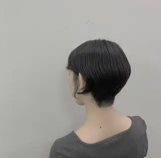 ショート カラー ブリーチソムリエ認定 梅田茶屋町Eir辻のヘアスタイル