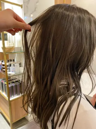 セミロング カラー 門崎未依/レイヤー/ メンズカット🪿🌼のヘアスタイル