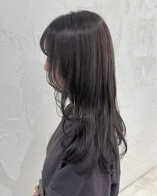 セミロング カラー サソウ ユリエ🥥のヘアスタイル