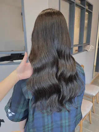 ロング 緒方 つばさのヘアスタイル