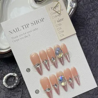 ネイル ✨みゆき ✨のネイルデザイン