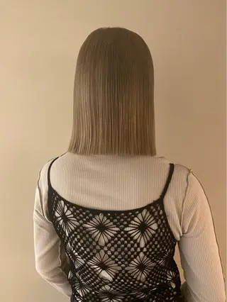 ミディアム siki yuikaのヘアスタイル