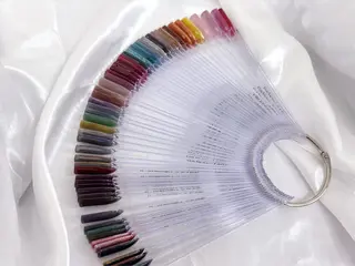 ネイル Regene ARAKIのネイルデザイン