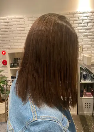 セミロング DIFINOaoyama所属・🎧ayaka/ボブ /透明感カラー 🩵のヘアスタイル