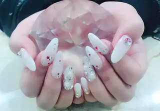 ネイル AB マツエクネイルサロンのネイルデザイン