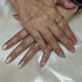 ネイル 三谷 さやかのネイルデザイン