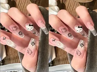 ネイル pink ladyサロン所属・べ にのネイルデザイン