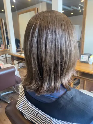 ミディアム 美容室Limb所属・髪質改善/縮毛/小林 水葵のヘアスタイル