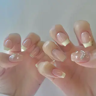 ネイル ぷりゅねる Nanamiのネイルデザイン