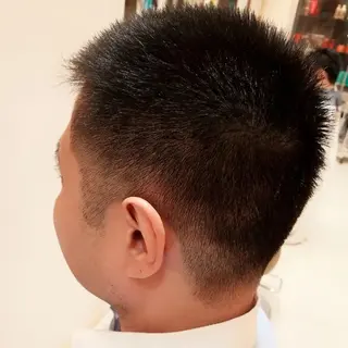 メンズ 中村 真依のヘアスタイル