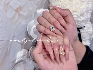 ネイル ✨Nailsalon Vi+✨のネイルデザイン