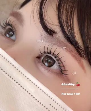 マツエク・マツパ 【那覇/束感まつ毛】 ｷｬﾒﾙのマツエク・マツパデザイン