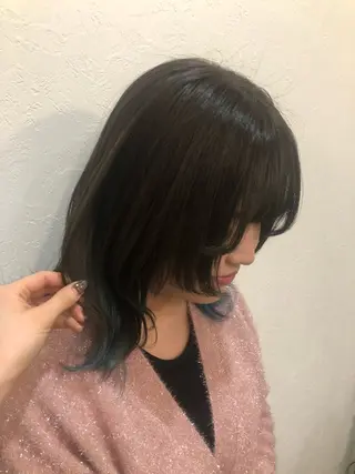 ミディアム カラー 石原 奈乃帆のヘアスタイル