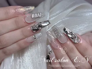 ネイル E.N🦋 長さ出し/持ち込みのネイルデザイン