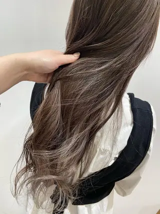 ロング カラー 🐺ウルフ/レイヤー 似合わせ‎🤍沙羅のヘアスタイル