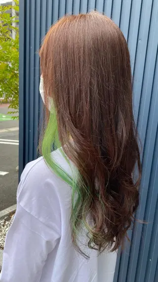 ロング カラー 浅野  勇貴のヘアスタイル