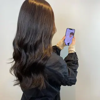 ロング アールバイニーナ所属・R by NINA アールバイニーナのヘアスタイル