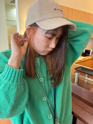 カラー 犬塚 梨花のヘアスタイル