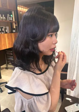 ミディアム レイヤーカット/韓国 /艶髪/ダブルカラーのヘアスタイル