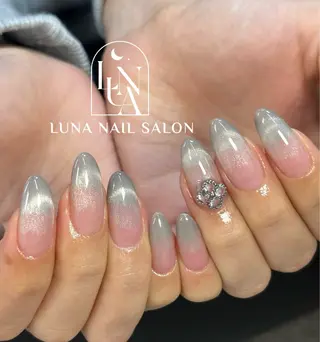 ネイル LUNA Nail salon💕のネイルデザイン